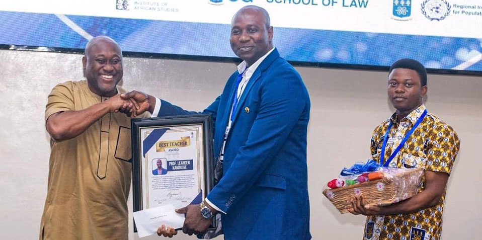 Prof Kan wins maiden UG Best Teacher award